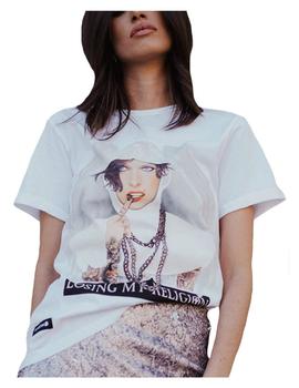 Camiseta unisex Milla Jovovich Be Happiness