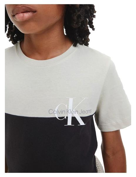 Camiseta  Color Block Monogram Calvin Klein