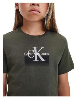 Camiseta Gradient Logo Calvin Klein