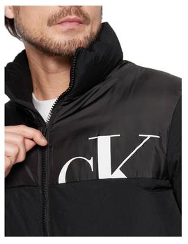 Chaqueta Cut Off Calvin Klein