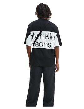 Camiseta Bold Logo Colorblock Calvin Klein