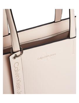 Bolso Sculpted Shopper Calvin Klein