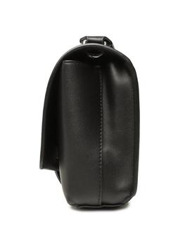 Bolso Sculpted EW Flap Calvin Klein