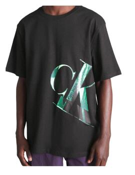 Camiseta Hyper Real Slanted Calvin Klein