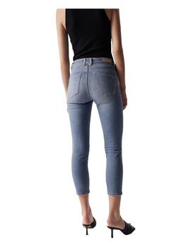 Vaquero Faith Cropped Slim Salsa Jeans